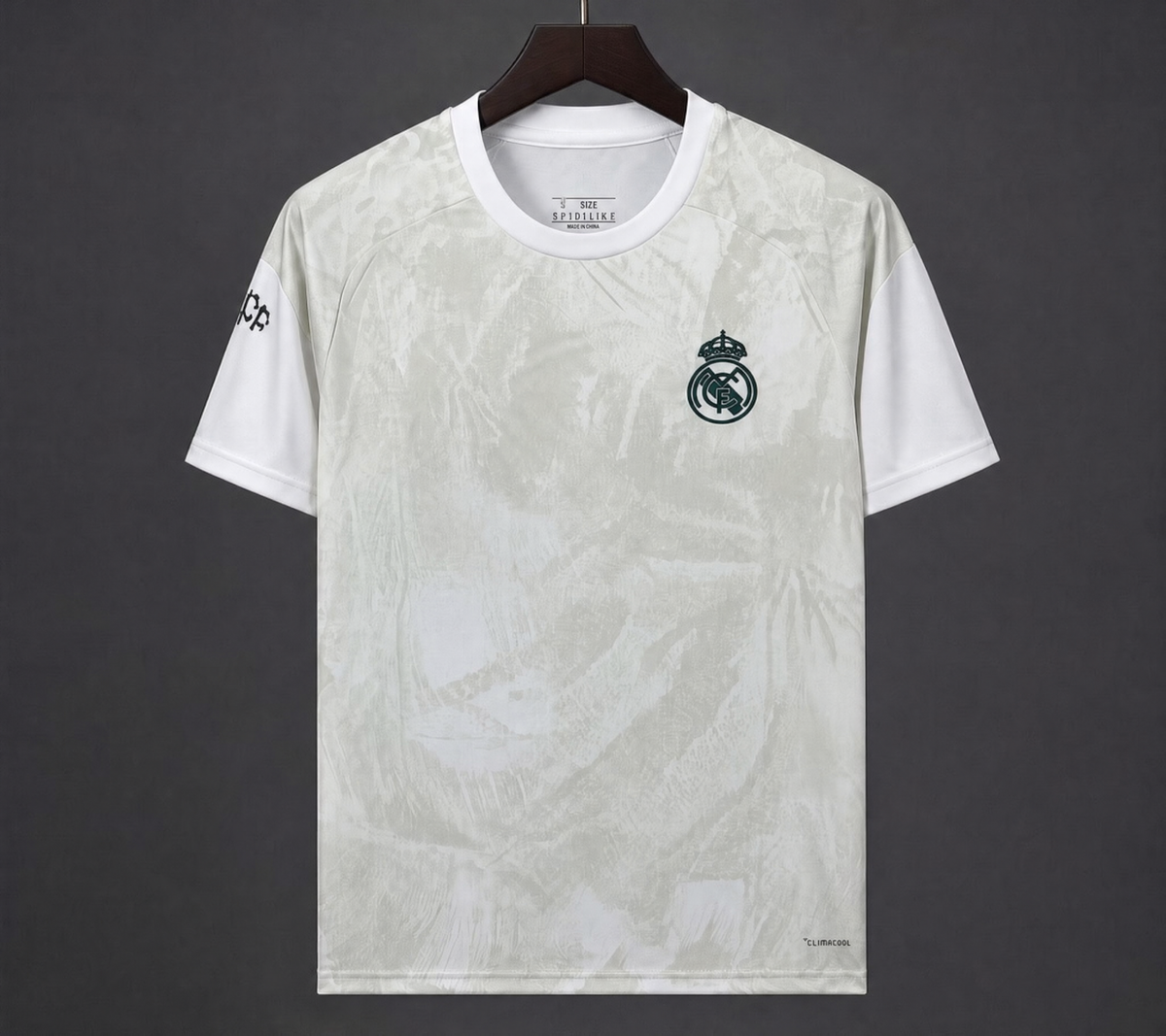 MAILLOT REAL MADRID EDITION SPÉCIALE 26/27 ENTRAINEMENT