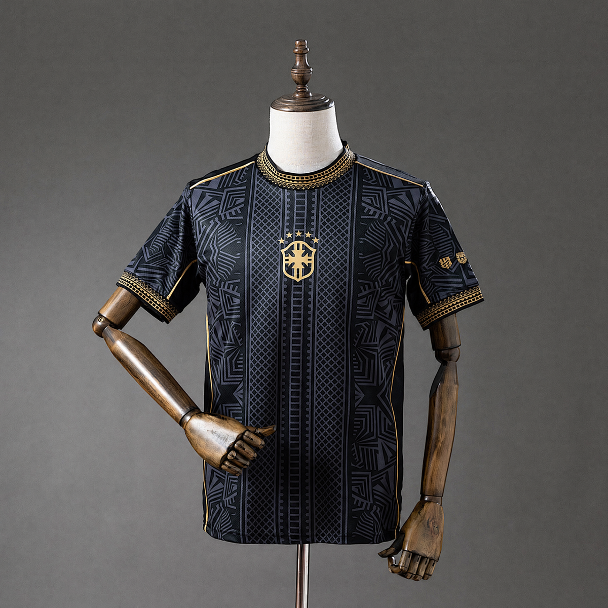MAILLOT BRÉSIL ÉDITION SPÉCIALE 26/27 BLACK ET GOLD