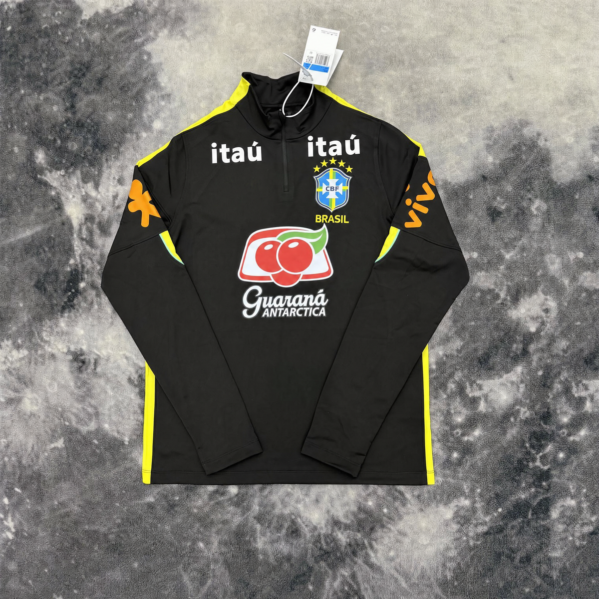 PULL ZIPPÉ BRÉSIL X NOIR ITAÙ + LOGO