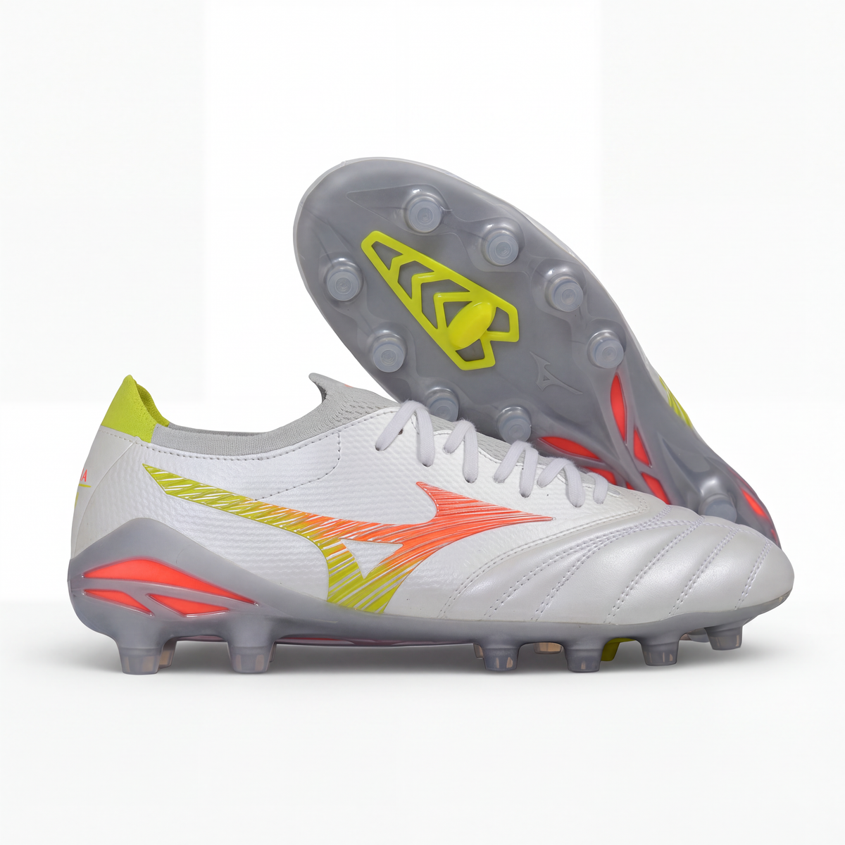 CRAMPONS MORELIA NEO V BETA ELITE FG BLANC