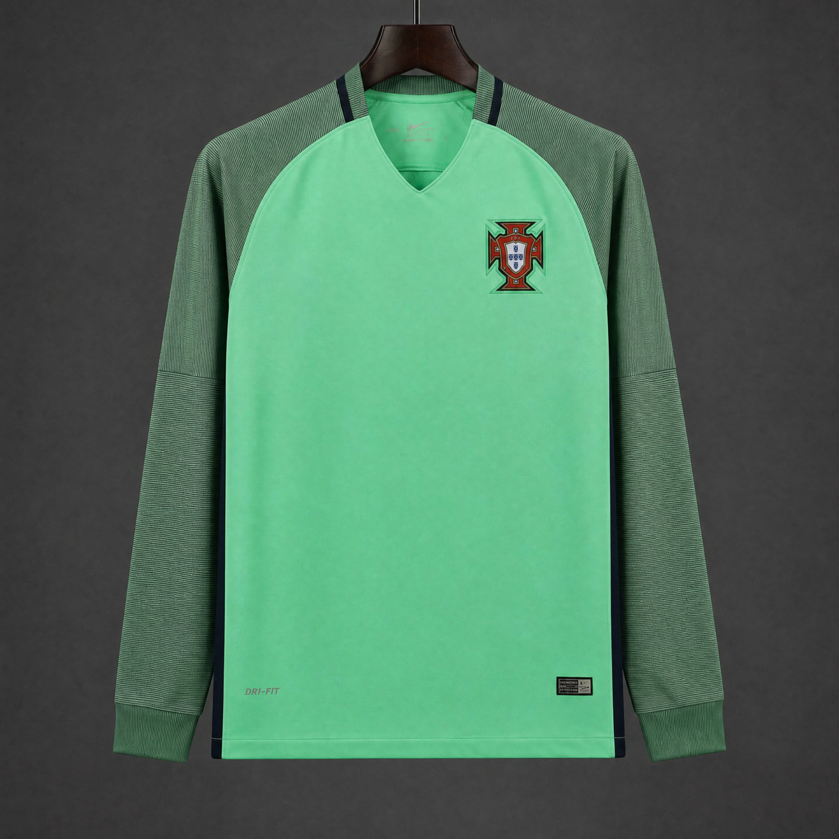 MAILLOT MANCHES LONGUES PORTUGAL RÉTRO 2016 EXTÉRIEUR