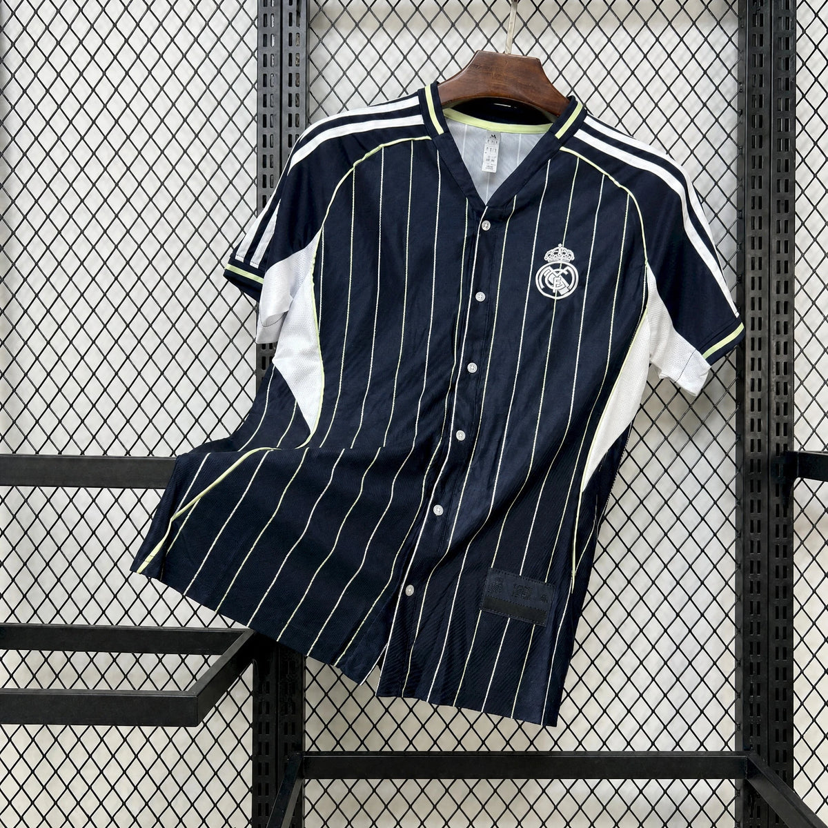 MAILLOT REAL MADRID ÉDITION SPÉCIALE 25/26 BASEBALL NOIR