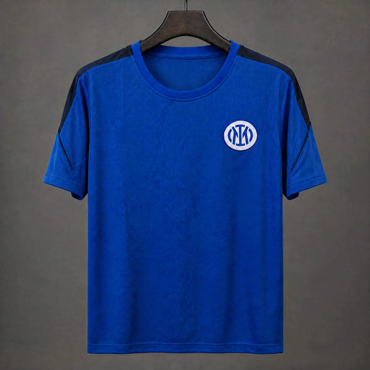 MAILLOT RÉTRO INTER MILAN 2023/24 ENTRAINEMENT BLEU ROI
