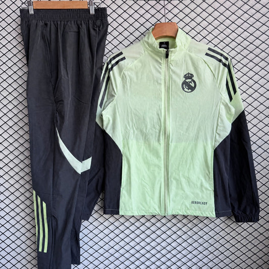 SURVÊTEMENT REAL MADRID 25/26 VERT COUPE-VENT