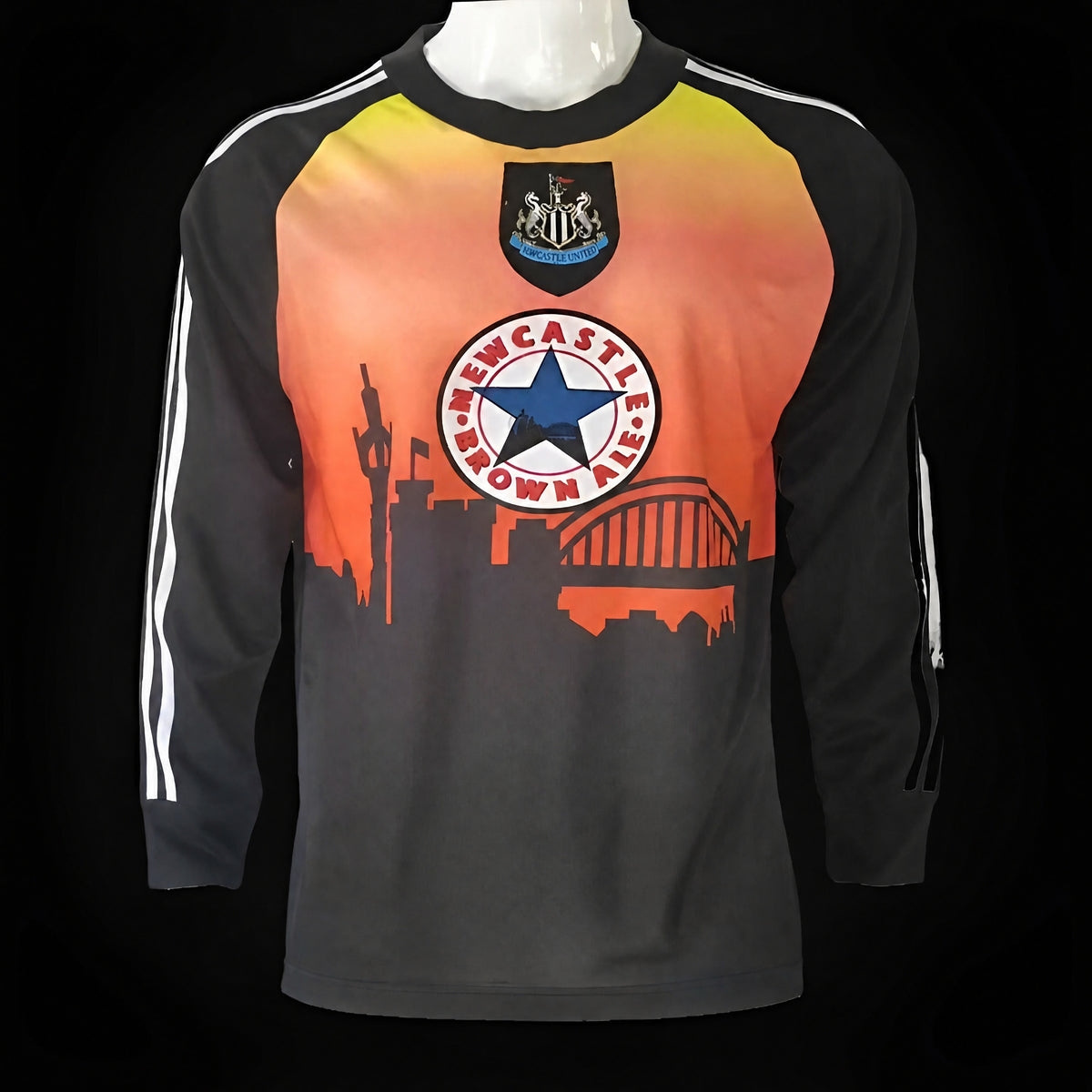 MAILLOT MANCHES LONGUES RÉTRO NEWCASTLE 1996/97 GARDIEN NOIR