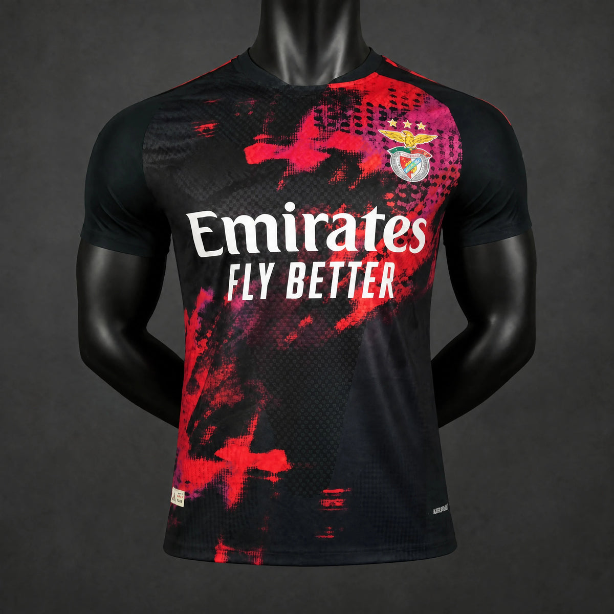 MAILLOT BENFICA PLAYER 26/27 AVANT-MATCH NOIR ET ROUGE