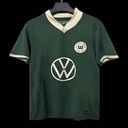 MAILLOT WOLFSBURG ÉDITION SPÉCIALE 25/26 80 ANS VERT