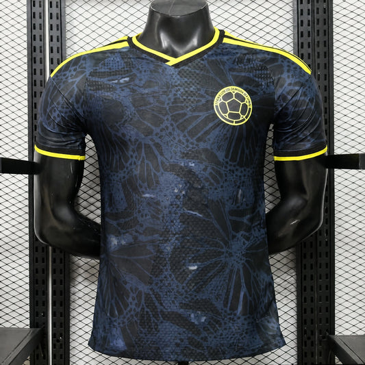 MAILLOT COLOMBIE PLAYER 26/27 ÉDITION SPÉCIALE BLEU MARINE ET JAUNE