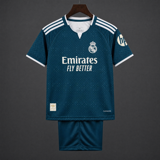 KIT ENFANT REAL MADRID 26/27 EXTÉRIEUR