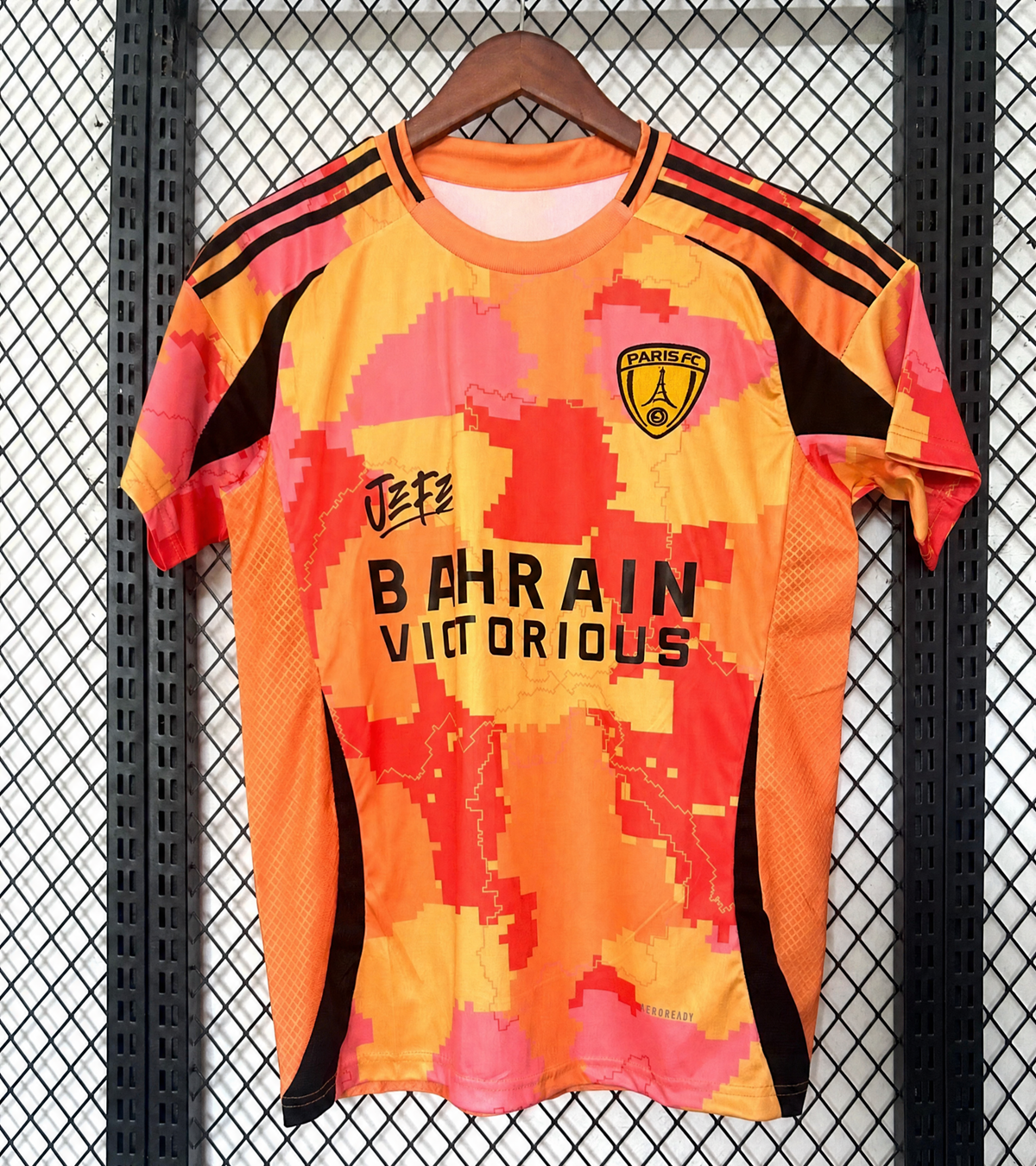 MAILLOT PARIS FC ÉDITION SPÉCIALE 25/26 THIRD X JEFE